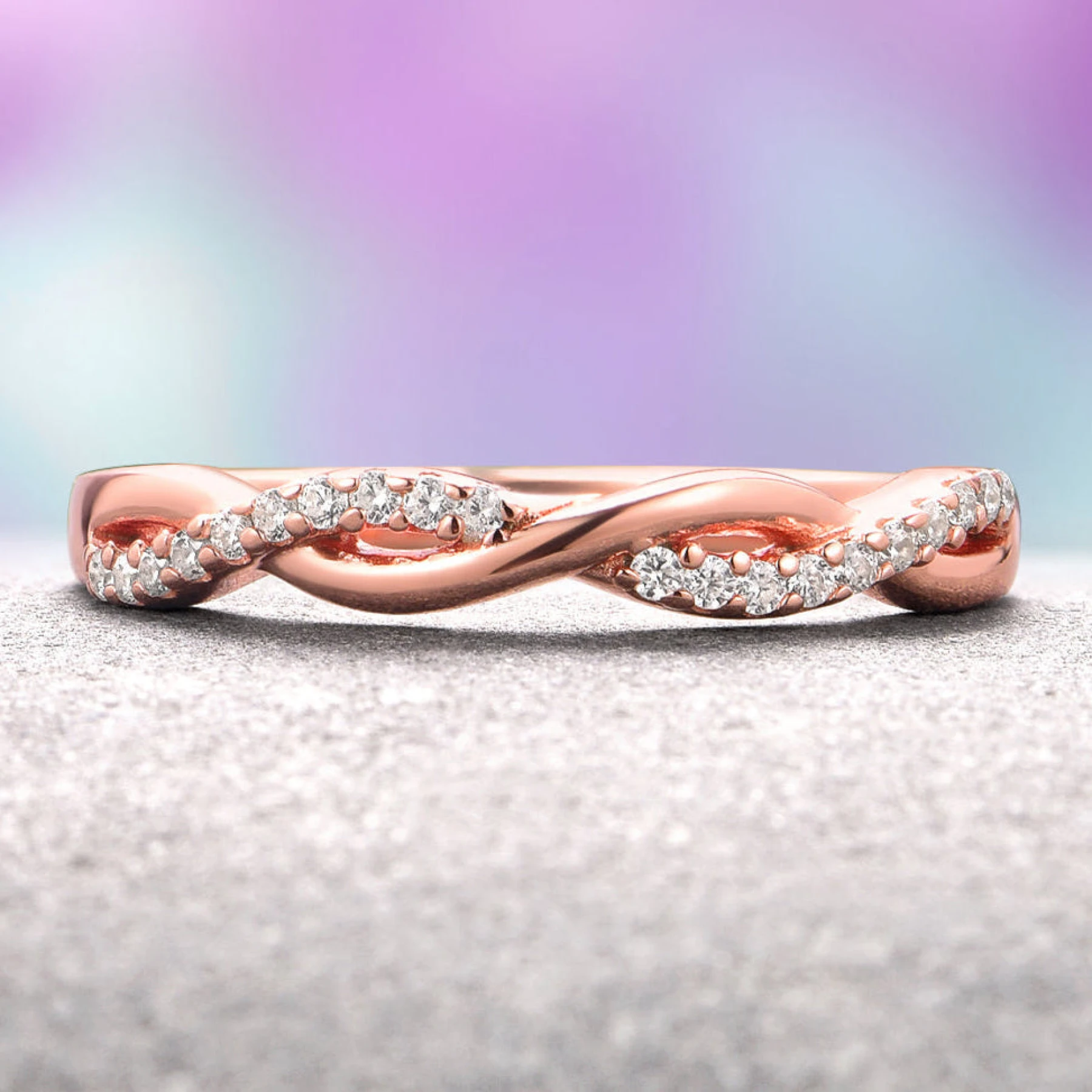 Petite Twisted Vine Wedding Band