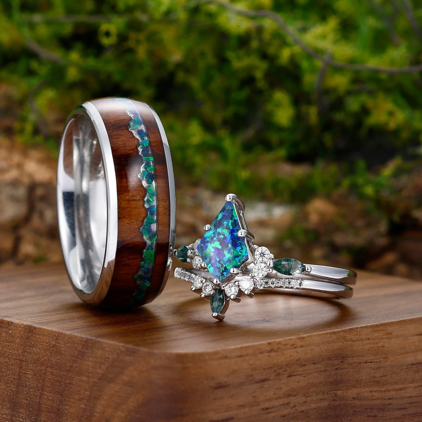 Art Deco 1.35CT Peacock Green Engagement Tungsten Matching Couple Couple Rings