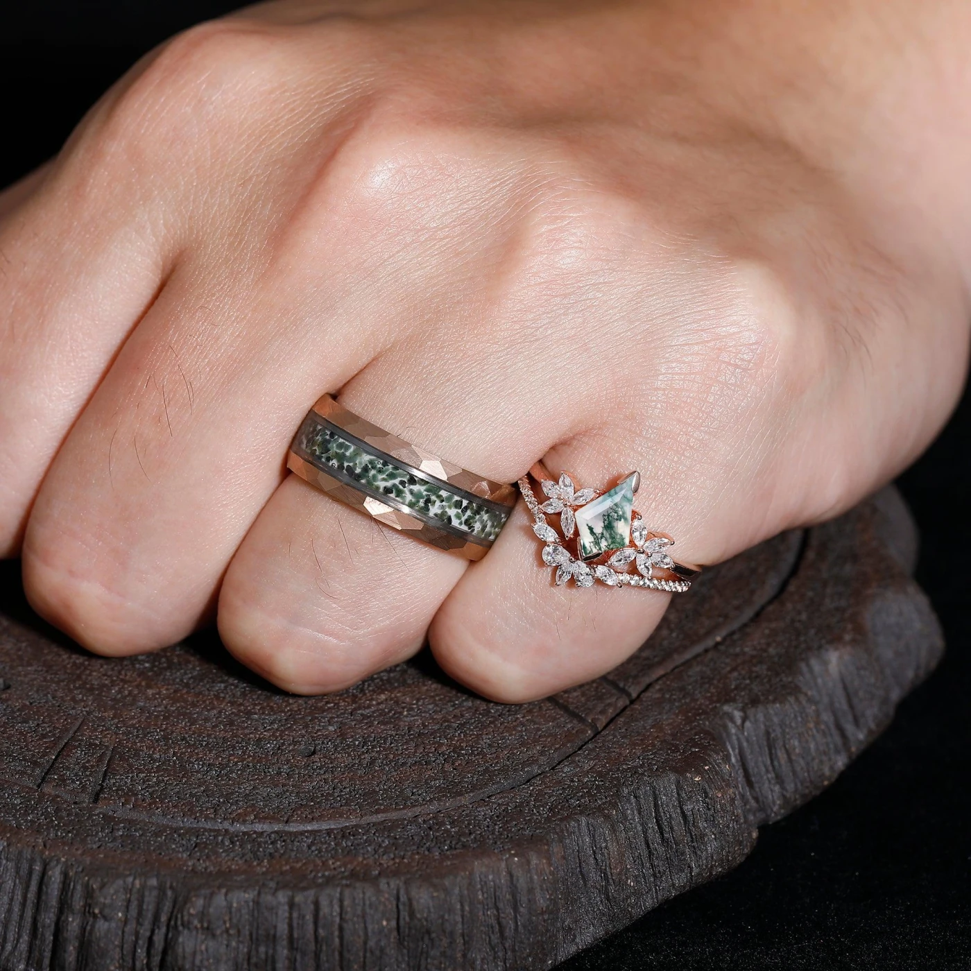 Noble Petal Kite Cut Moss Agate Ring Set 925 Sterling Silver And Tungsten Couples Ring - view 11