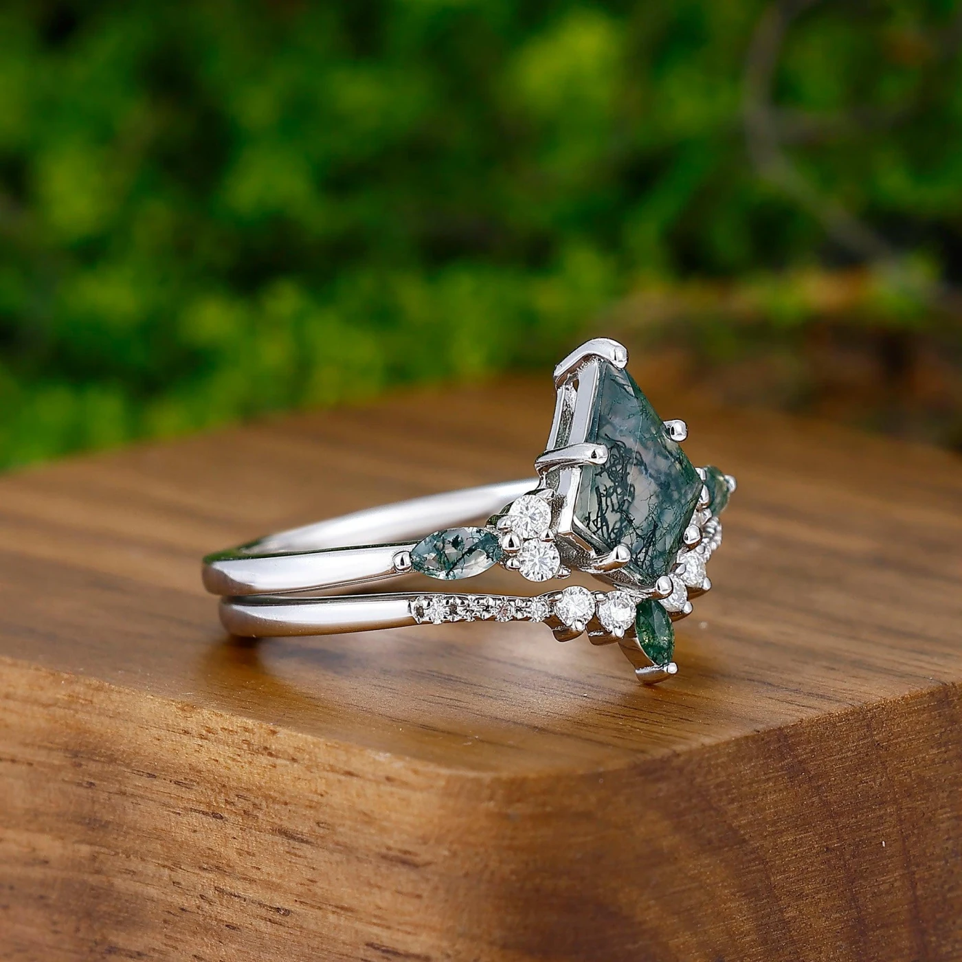Vintage Kite Green Moss Agate Ring Couples Ring Set 925 Sliver His and Hers Wedding Band - view 7