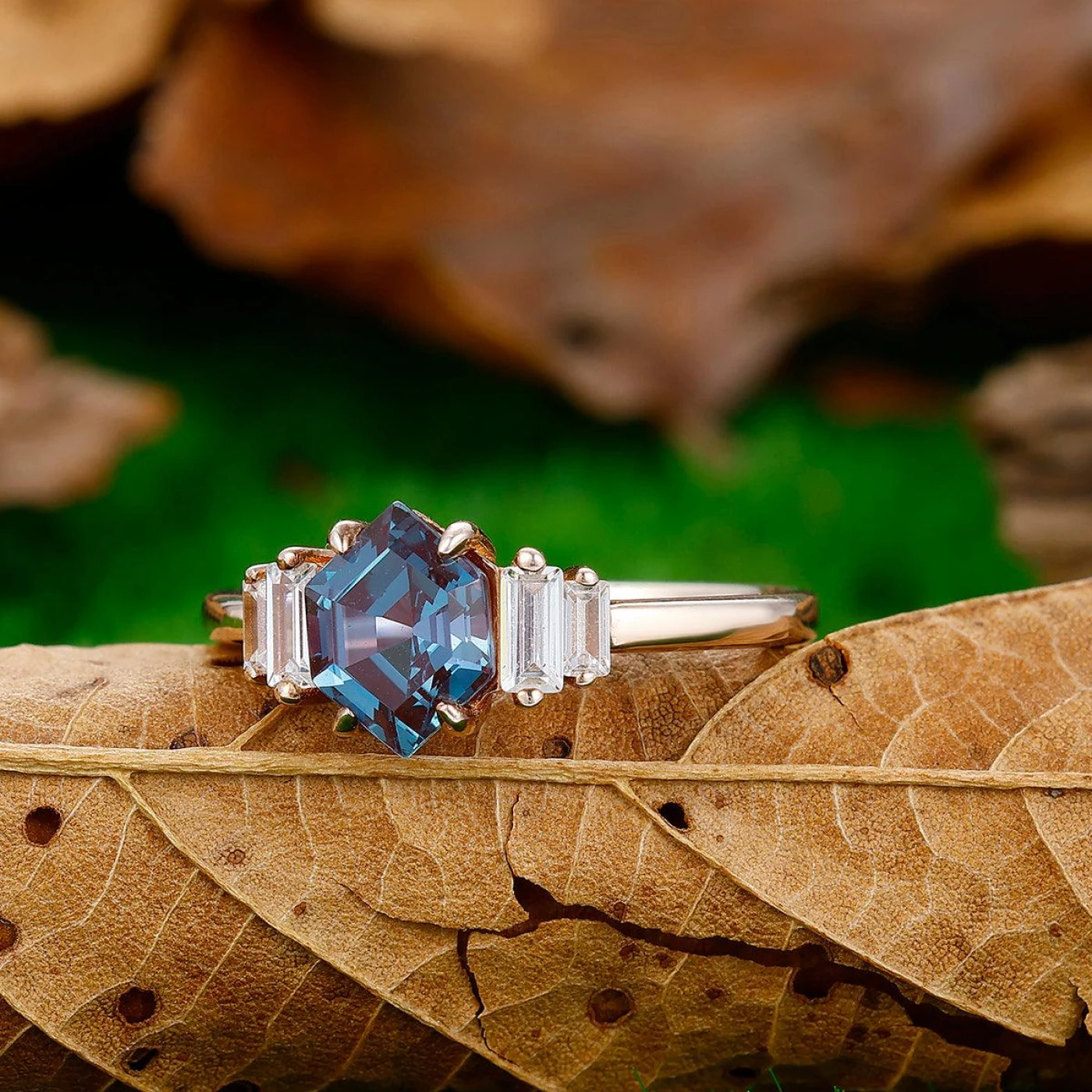 1.55CT Long Hexagon Cut Alexandrite Engagement Ring Moissanite Inlaid Women Ring - view 2