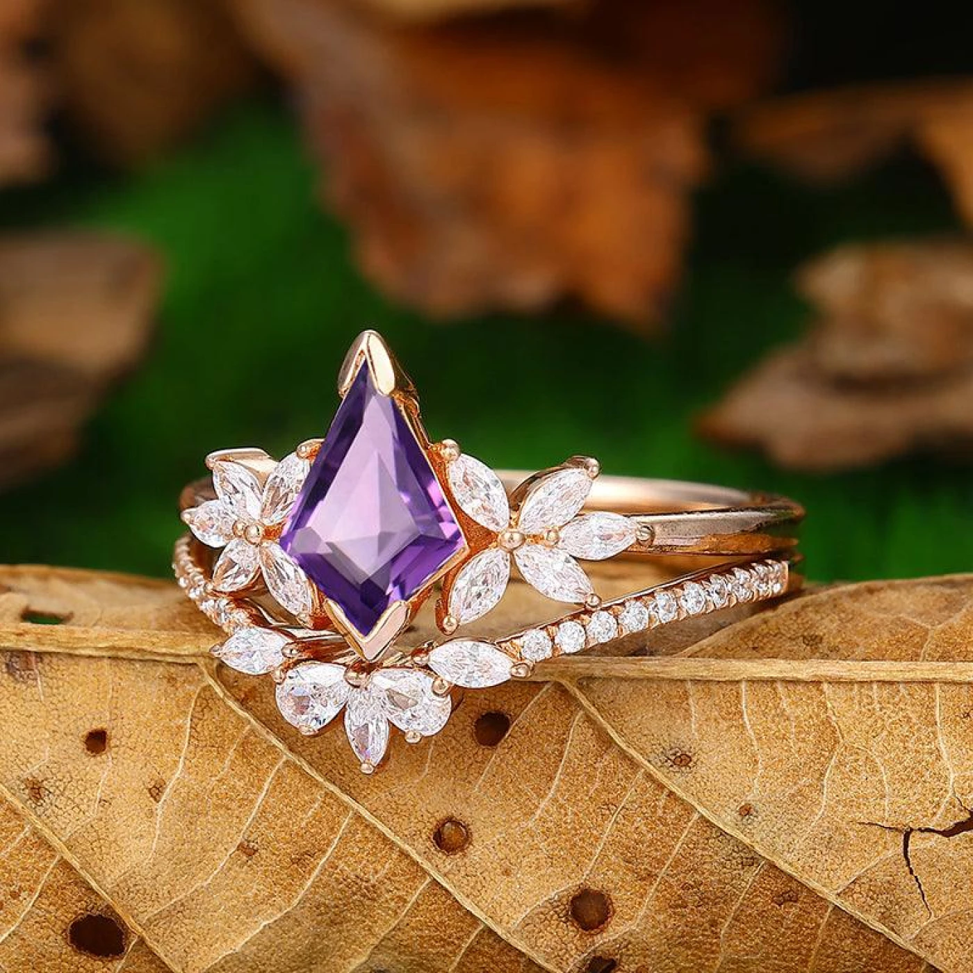 Antique Kite Cut 14k Gold Flower Natural Amethyst Ring Milgrain 5 Leaf Matching Band - view 3