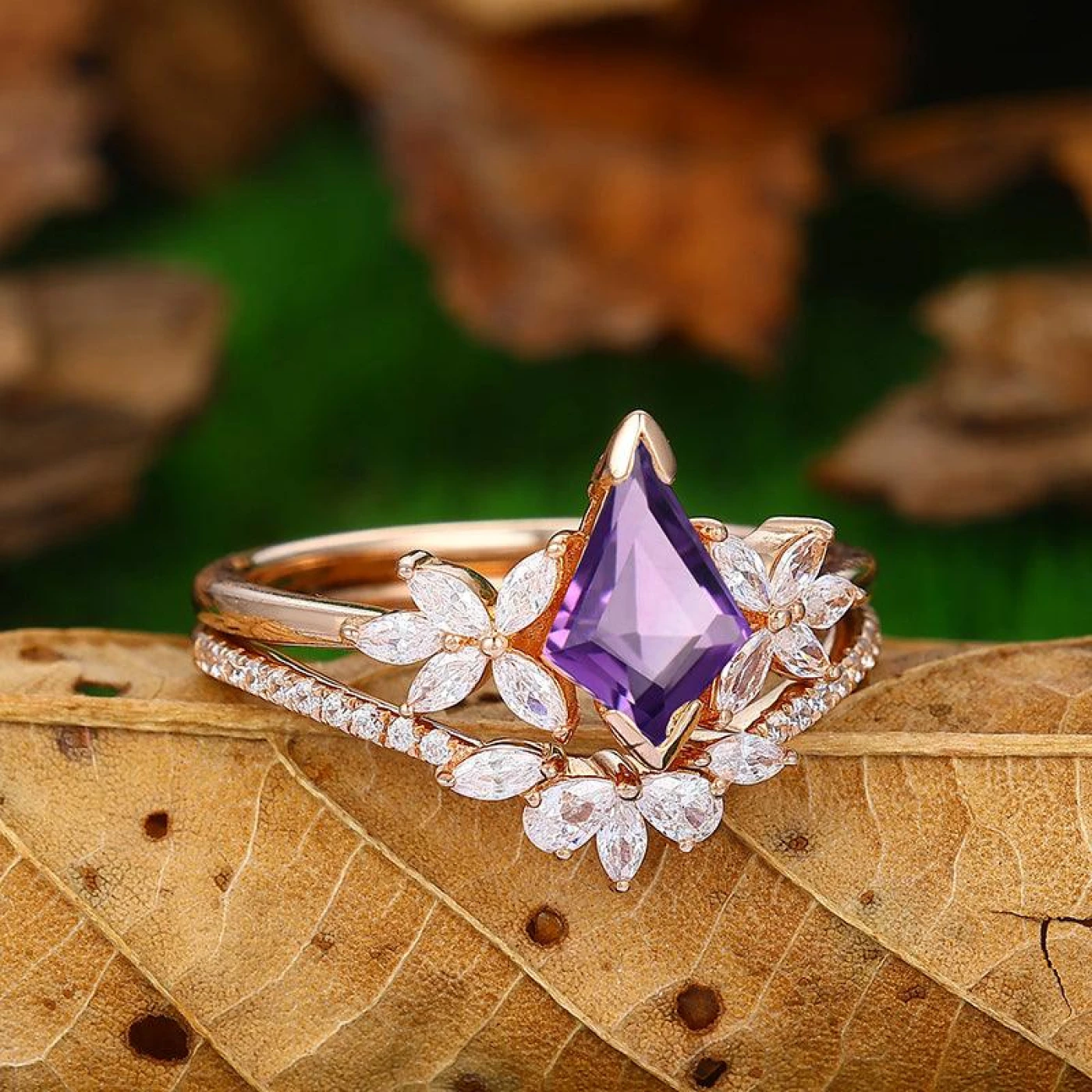 Antique Kite Cut 14k Gold Flower Natural Amethyst Ring Milgrain 5 Leaf Matching Band - view 2