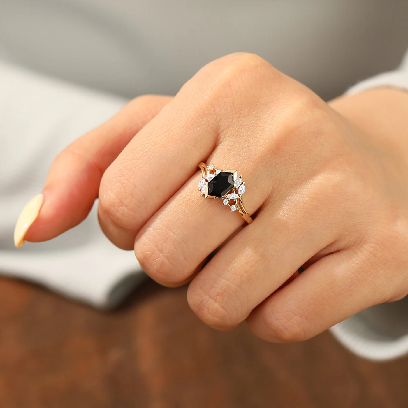 Split Shank 1.1 CT Hexagon Cut Black Onyx Gold Cluster Ring - view 7