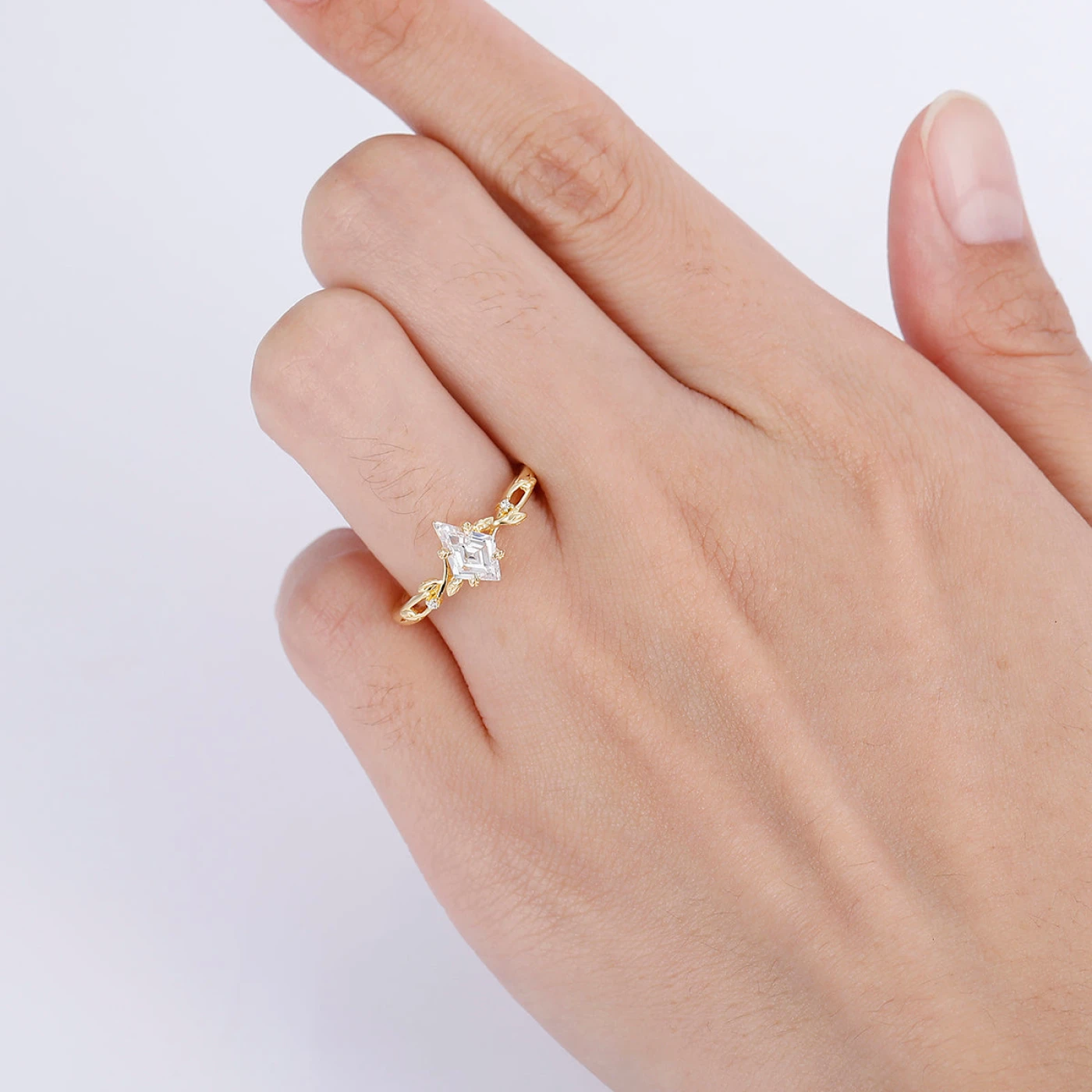 Unique 1.35CT Kite Cut Moissanite Engagement Ring Crossed Shank Women Wedding Ring - view 6