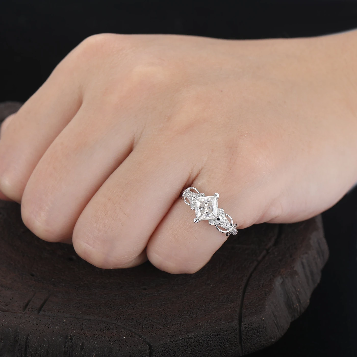 1.5CT Princess Cut Moissanite Engagement Vine Ring Women Fine Ring - view 5