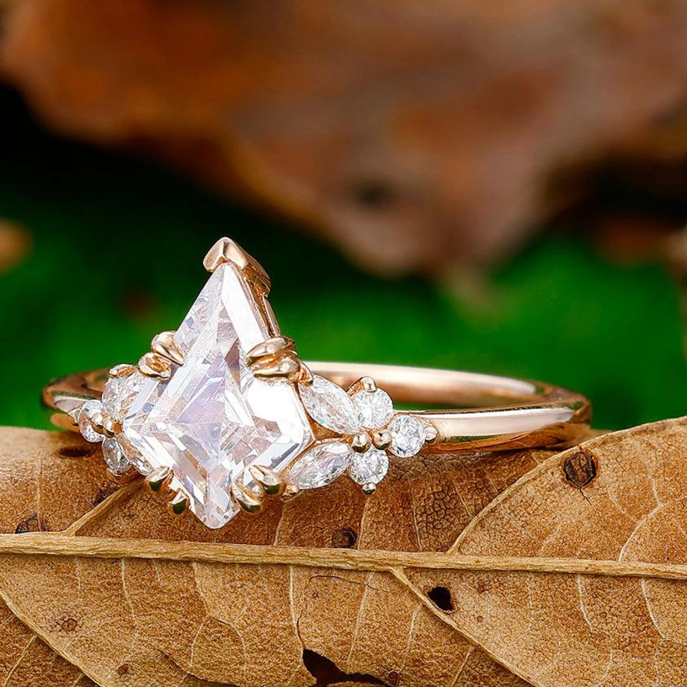 Unique 1.8CT Kite Cut Moissanite Engagement Ring For Wedding Gift - view 2