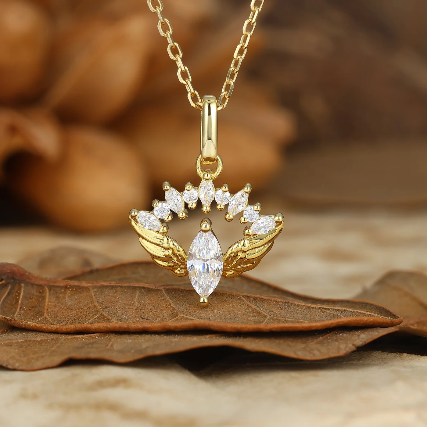 Unique Angel Wings Women Pendant Moissanite Bridal Pendant Necklace For Gift