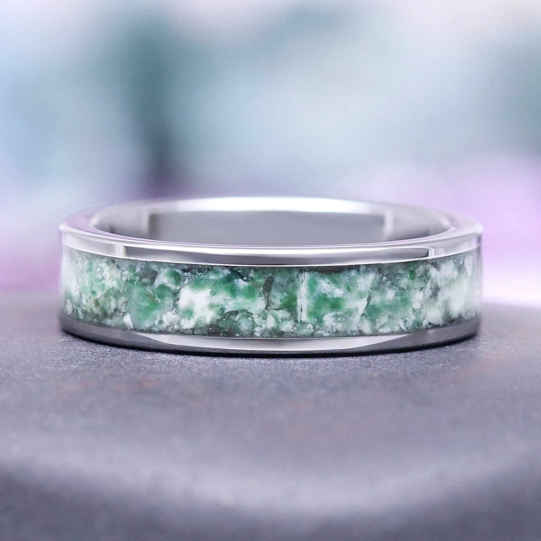 Rustic Green Moss Agate Men's Wedding Band in Polished Tungsten (6mm)