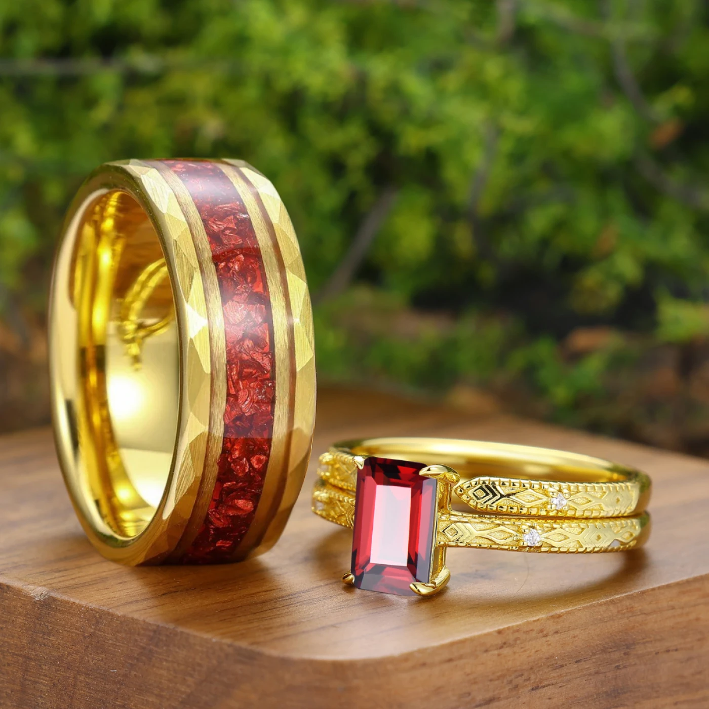 Vintage Natural Red Garnet Hand Engraved Yellow Gold Plated Couple Couple Ring