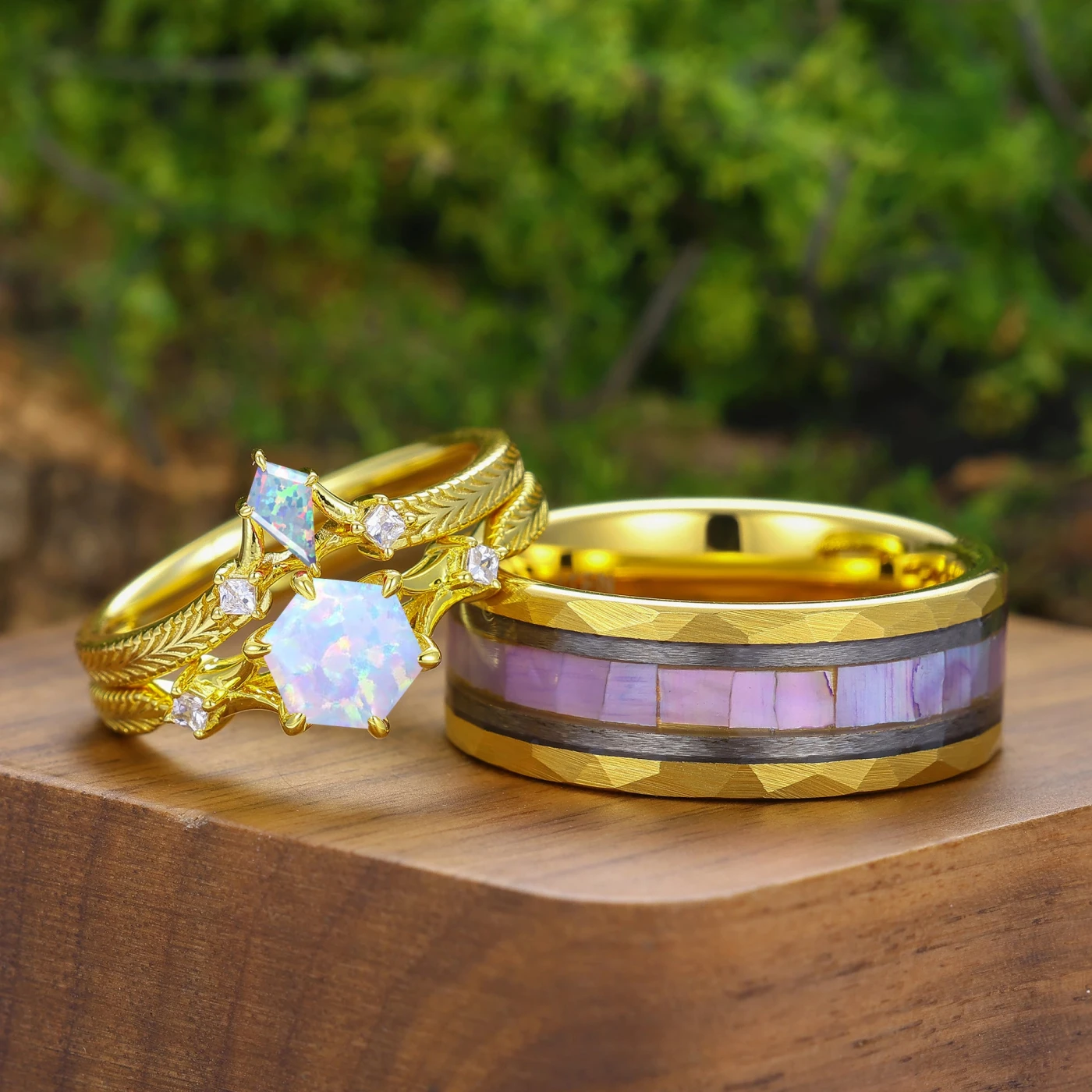 Noble Pink White Opal Engraved Couple Ring Set Yellow Gold Plated