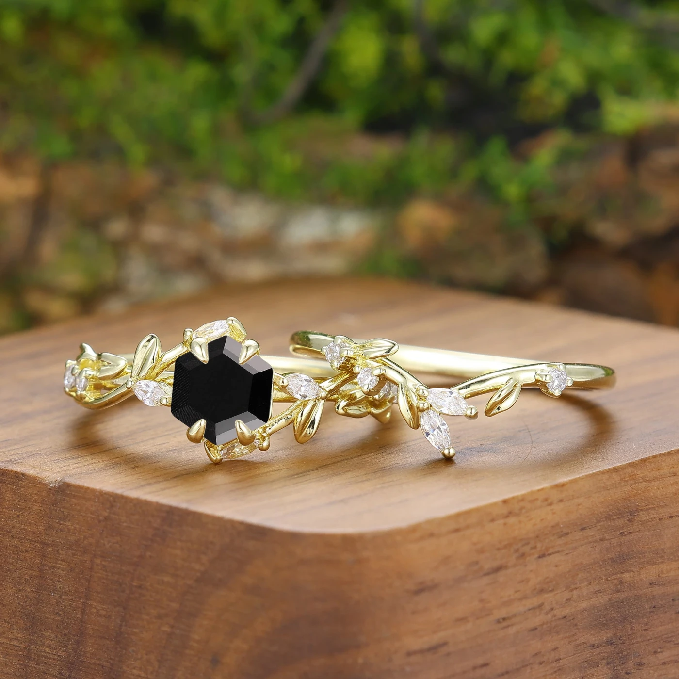 Exquisite Natural Inspired Black Onyx Couple Ring Set Unique Leaf Design His And Hers Rings - view 3