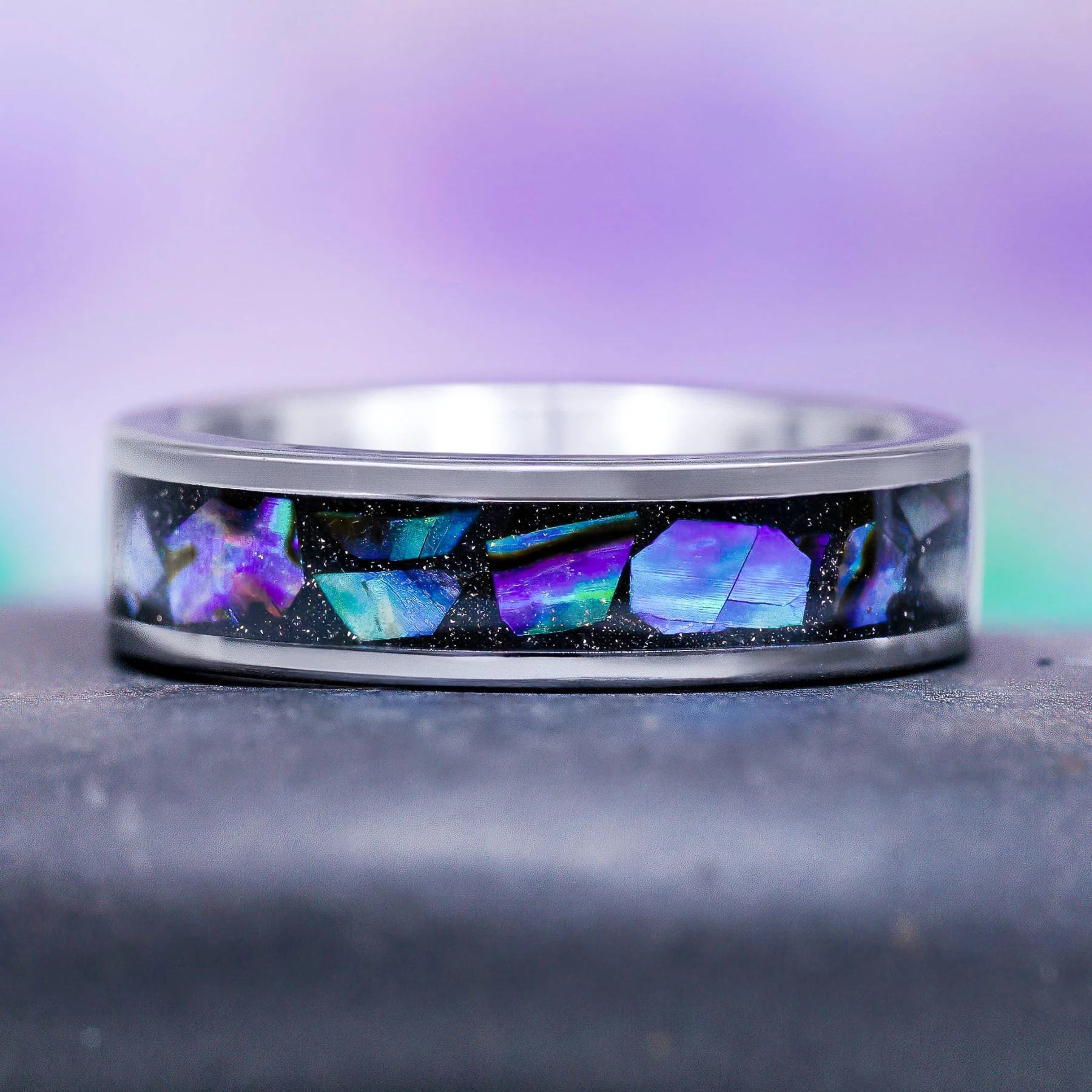 Natural Abalone Shell Men's Wedding Band in Tungsten Carbide (6mm)