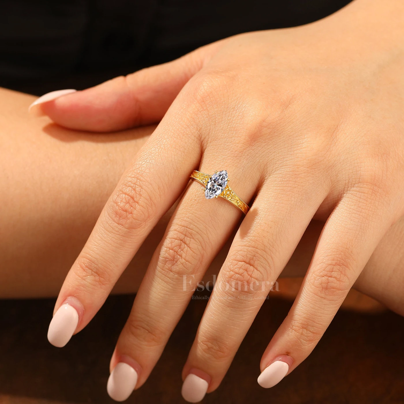 Antique-Style Solitaire Marquise Cut Lab Grown Diamond Ring Rose Carving Band Engagement Ring (IGI Certified) - view 7
