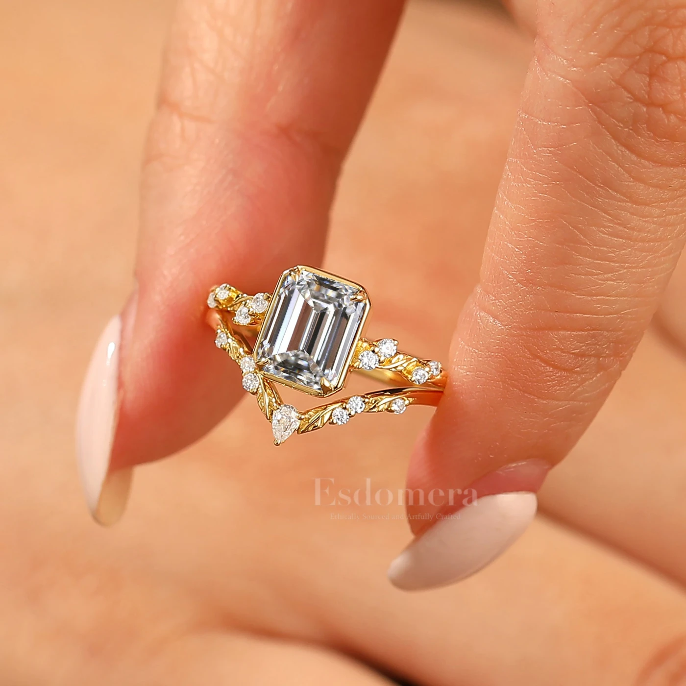 Leaf Inspired 2CT Lab Grown Diamond Bridal Ring Set 14K Solid Gold Emerald Cut Lab Diamond Rings (IGI Certified) - view 2