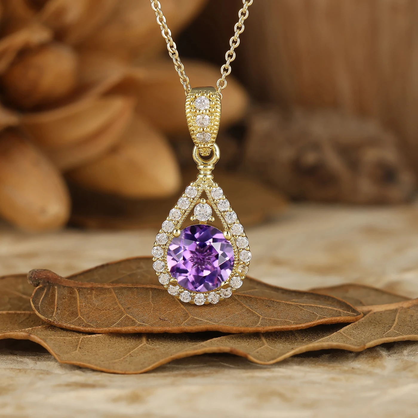 Elegant Round Cut Pendant Teardrop Design Anniversary Women Necklace