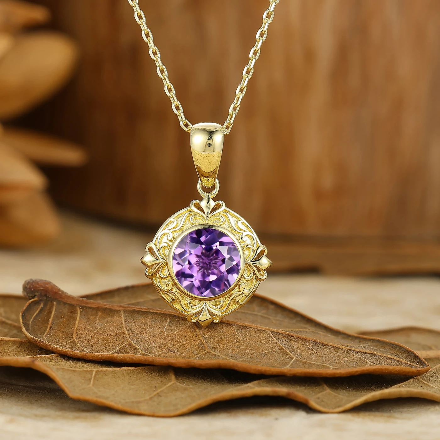 Art Deco Heart Engraved Vine Pendant 14K Gold Women Necklace