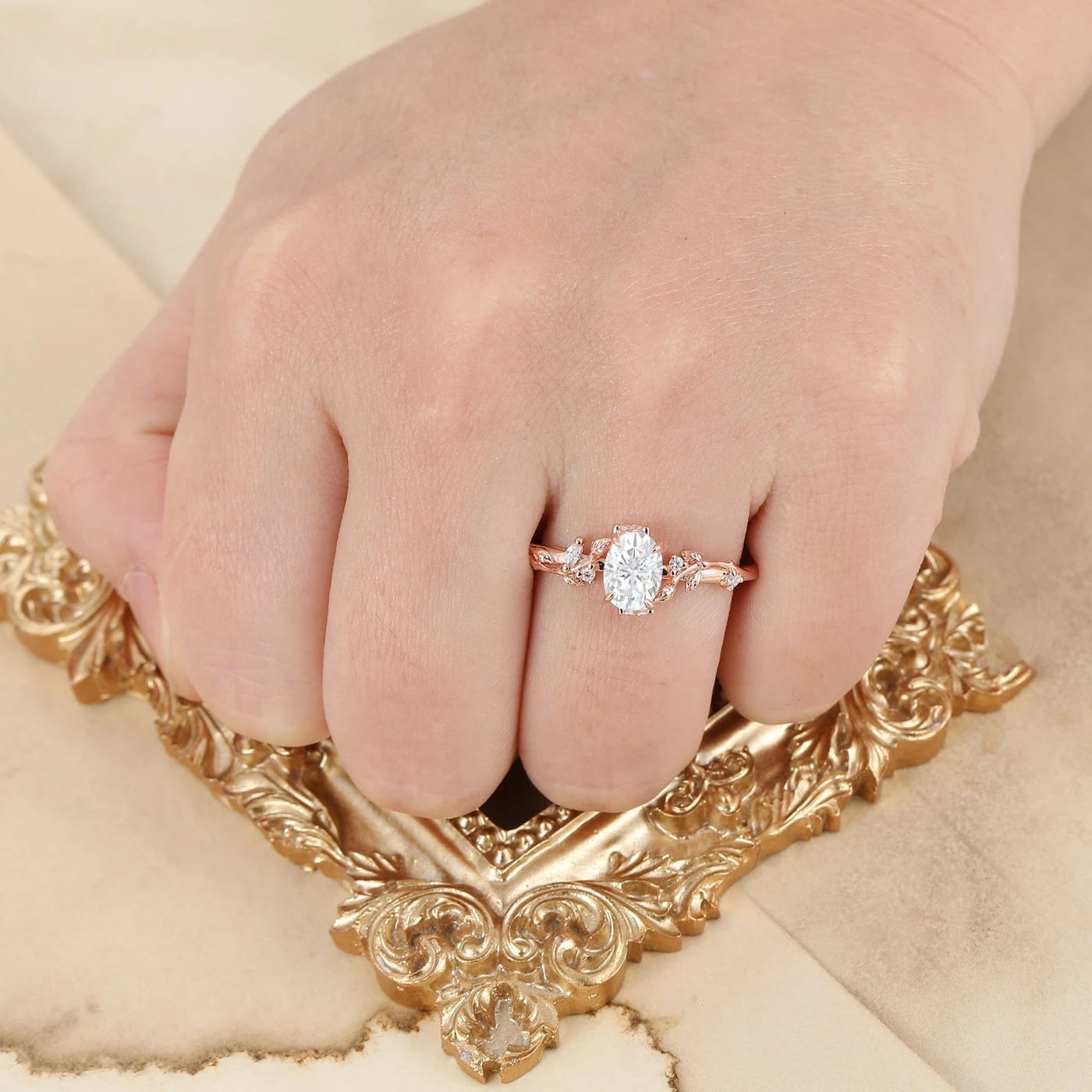 Artsy Oval Cut 1.5CT Moissanite Engagement Ring Leaf Style Bridal Anniversary Ring - view 5