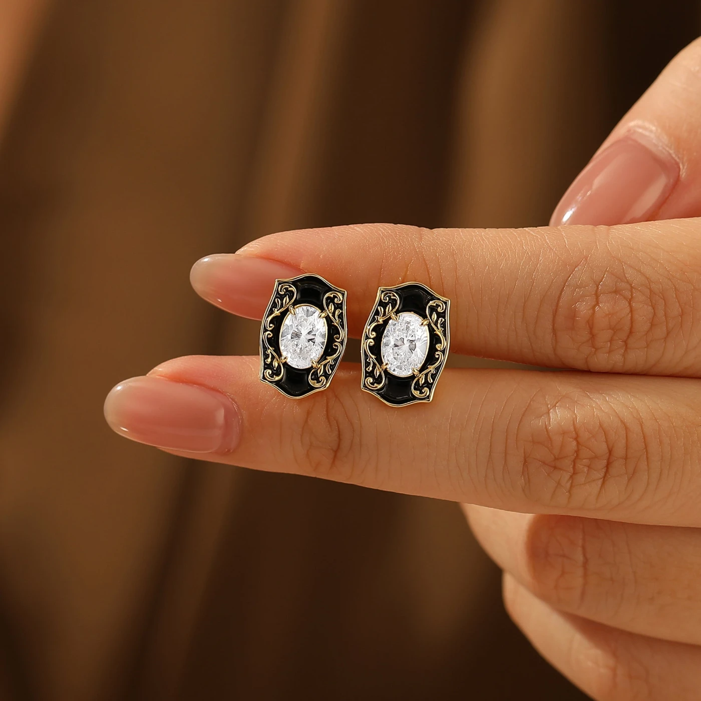Engraved Floral Oval Moissanite Stud Earrings Vintage Black Enamel Women Earrings - view 2