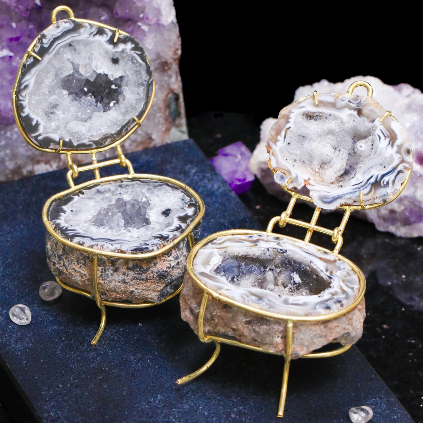 Mini Natural Geode Ring Box with Gold Hinge – Smoke Agate Grey Edition - view 1