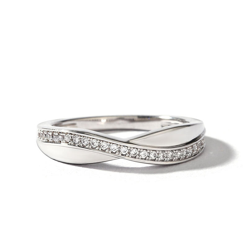 Stylish Crossover Sterling Silver Women's Band