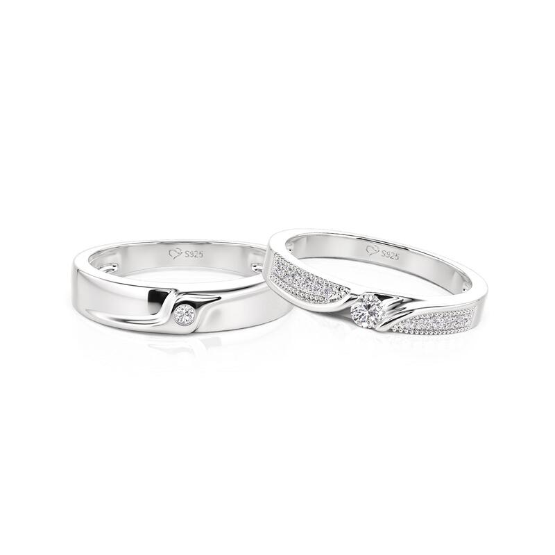 Classic Round Cut Bypass Couple Rings Set