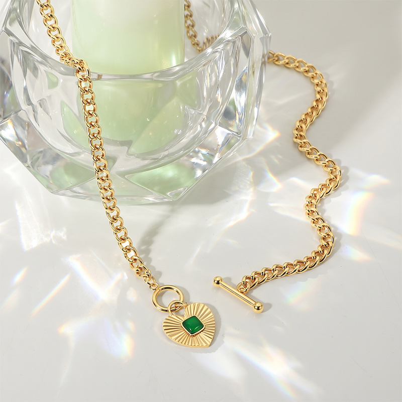 Juelvia Andy Style Gold Green Heart T-Bar Necklace