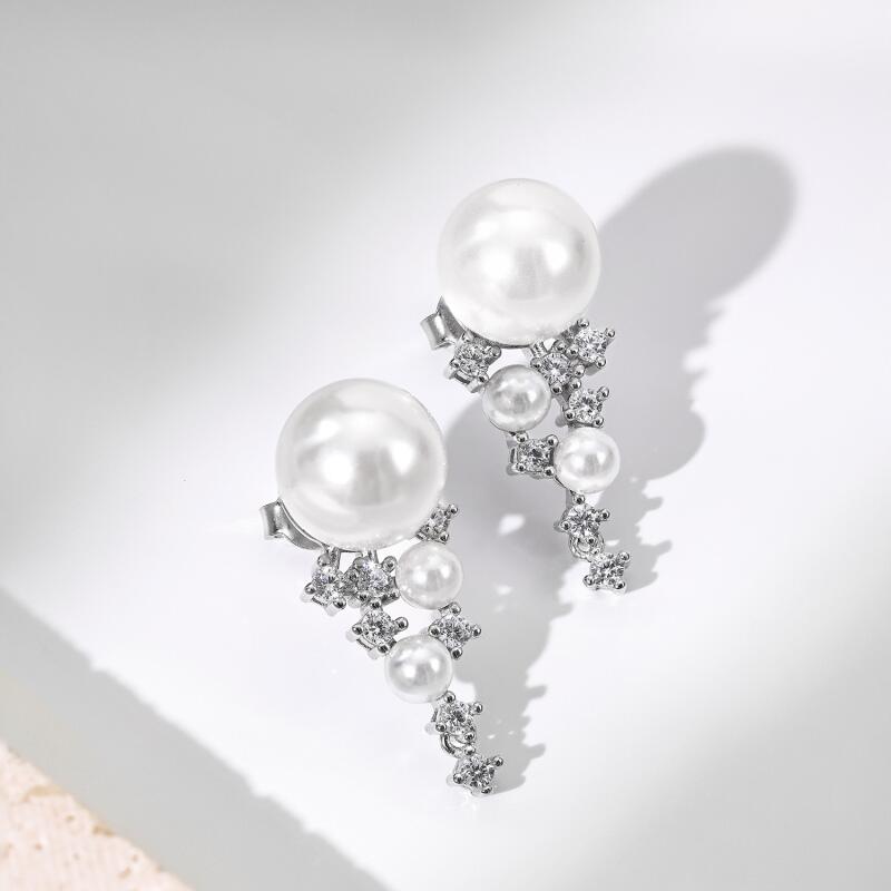 Pearl Drop Earrings US