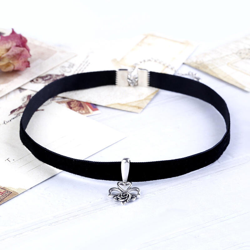 Gothic Choker American