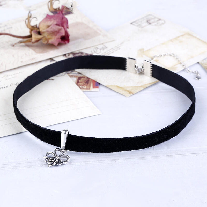 Gothic Choker American