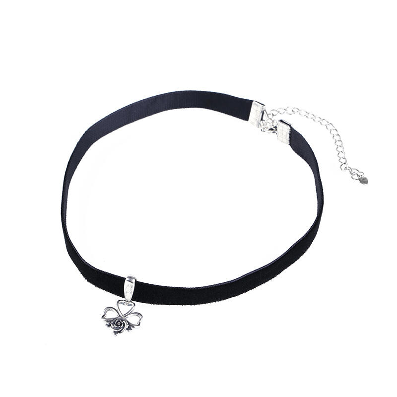 Juelvia Flowering of The Heart Choker