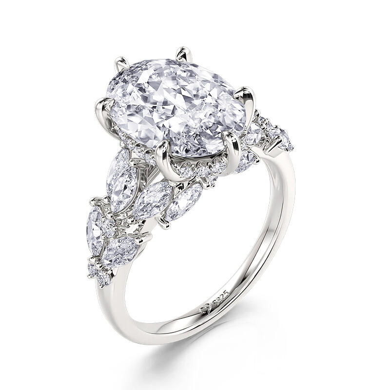 Oval Cut Engagement Ring